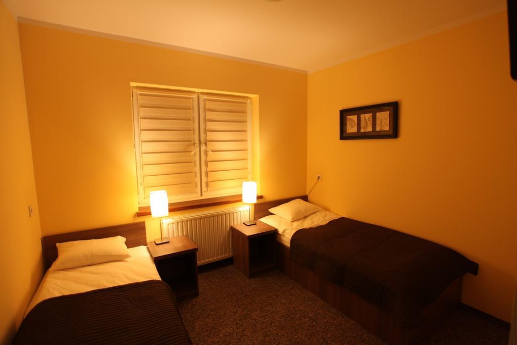 Hotelik A2 Pruszków Dış mekan fotoğraf